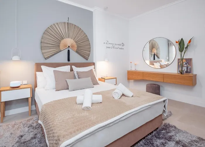 Singer Suites Kalamata - Luxury Suites